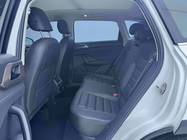 Volkswagen Tharu — Фото автомобиля 14