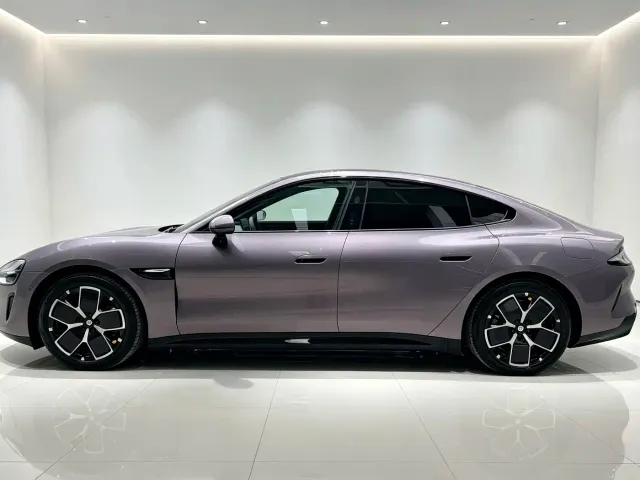 Xiaomi SU7 — Фото автомобиля 4