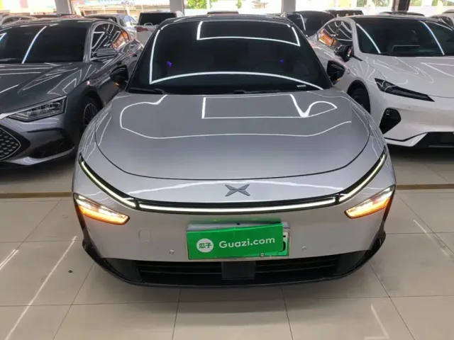 Xpeng P7+ — Фото автомобиля 2