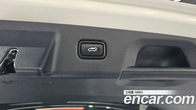 Hyundai Palisade Palisade Дизель 2.2 2WD — Фото автомобиля 22