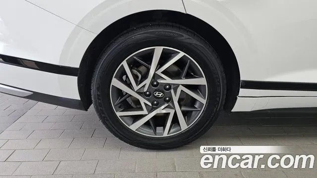 Hyundai Grandeur Grandeur (GN7) 3.5 LPG 2WD (Такси) — Фото автомобиля 5