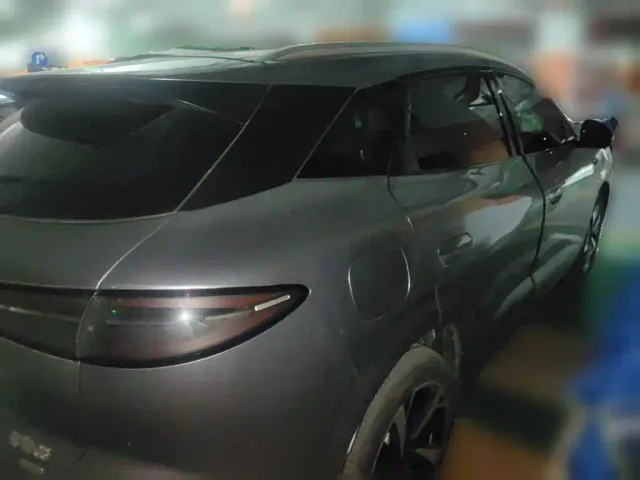 BYD Sealion 06 — Фото автомобиля 4