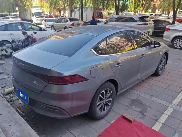 BYD Qin PLUS — Фото автомобиля 3