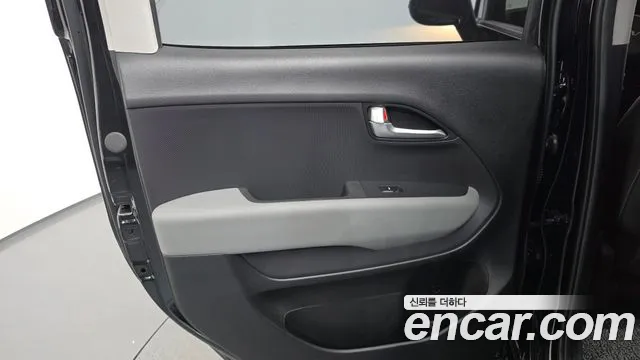 Kia RAY Новый Kia Ray Signature — Фото автомобиля 25