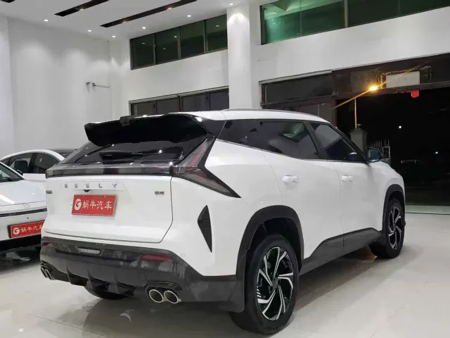Geely Boyue — Фото автомобиля 9
