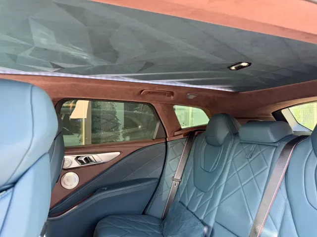BMW XM — Фото автомобиля 15