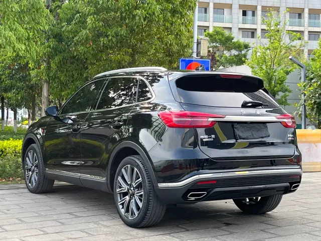 Hongqi HS5 — Фото автомобиля 9