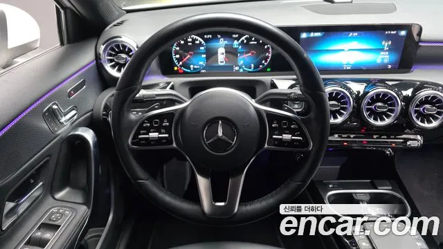 Mercedes-Benz A-Class — Фото автомобиля 15