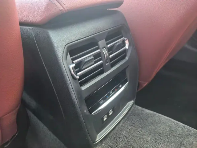 BMW 3 Series — Фото автомобиля 15