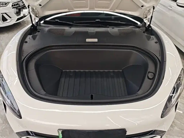 Xiaomi SU7 — Фото автомобиля 19