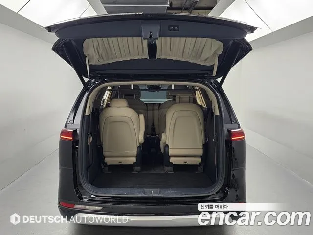 Kia Canival Carnival 4 поколение Бензин 9 мест Hi-Limousine(Спецкузов) — Фото автомобиля 19