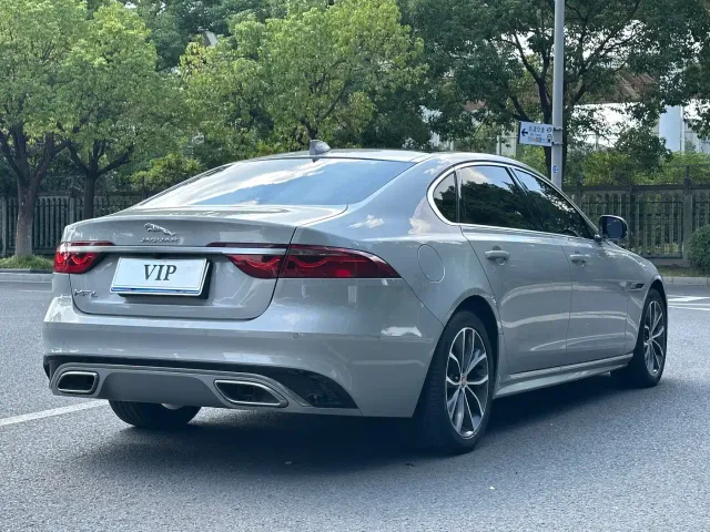 Jaguar XFL — Фото автомобиля 5