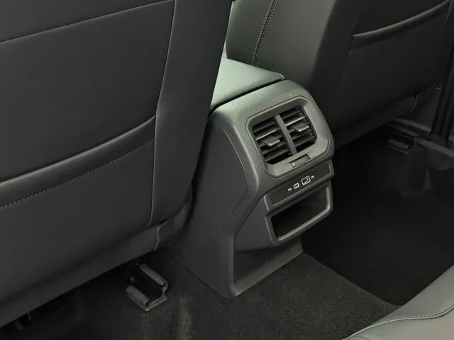 Volkswagen Tharu — Фото автомобиля 14