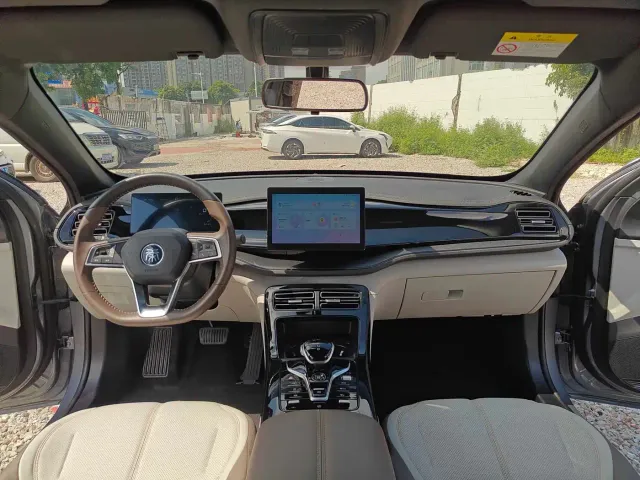 BYD Qin PLUS — Фото автомобиля 12