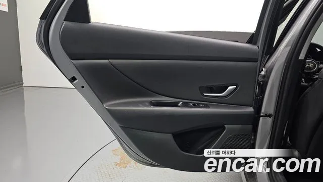 Hyundai Avante CN7 — Фото автомобиля 25