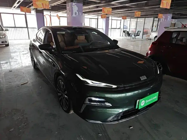 Geely Galaxy Xingyao 8 — Фото автомобиля 3