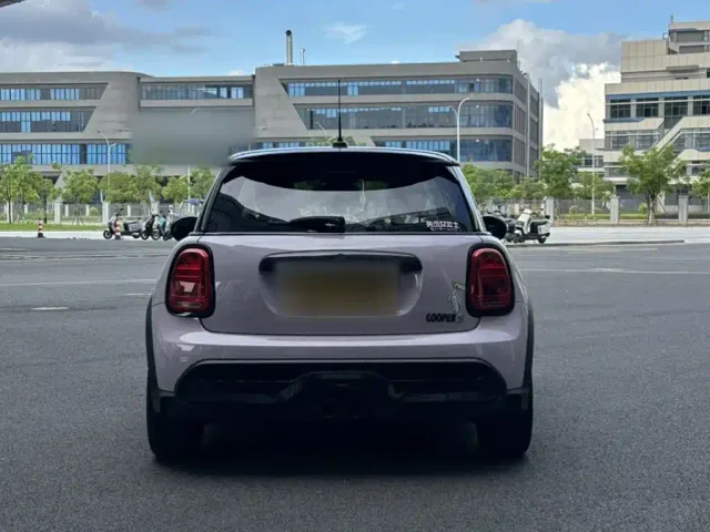 MINI Hatch — Фото автомобиля 10