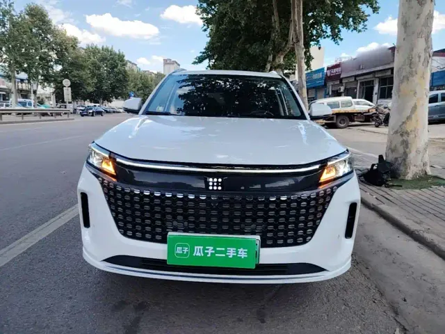 Landian E5 — Фото автомобиля 2