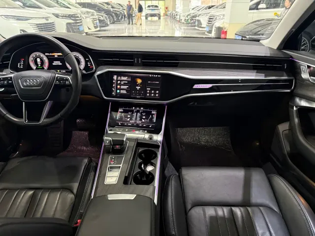 Audi A6L — Фото автомобиля 15