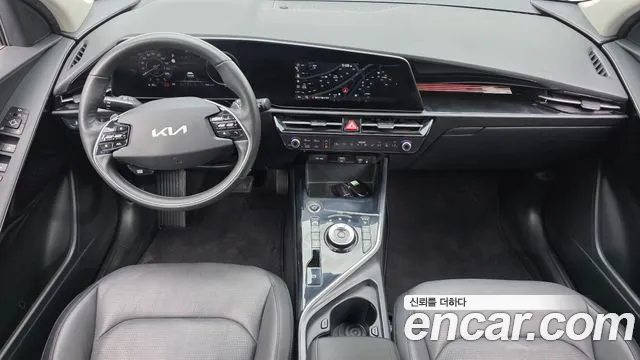 Kia Niro Niro (New) — Фото автомобиля 7