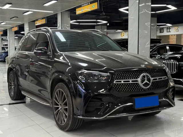 Mercedes-Benz GLE-Class — Фото автомобиля 3