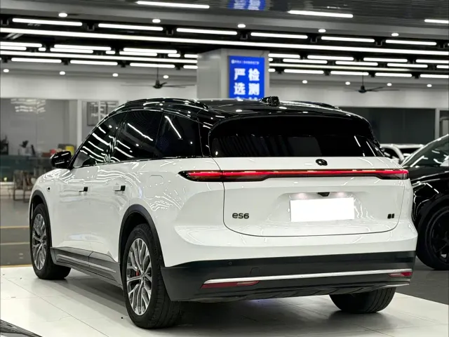Nio ES6 — Фото автомобиля 4