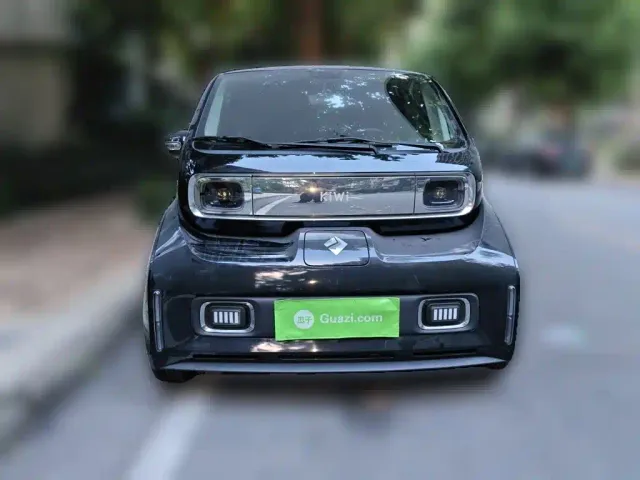 Baojun KiWi EV — Фото автомобиля 2