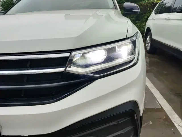 Volkswagen Tiguan L — Фото автомобиля 23