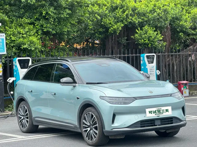 Leapmotor C11 — Фото автомобиля 3