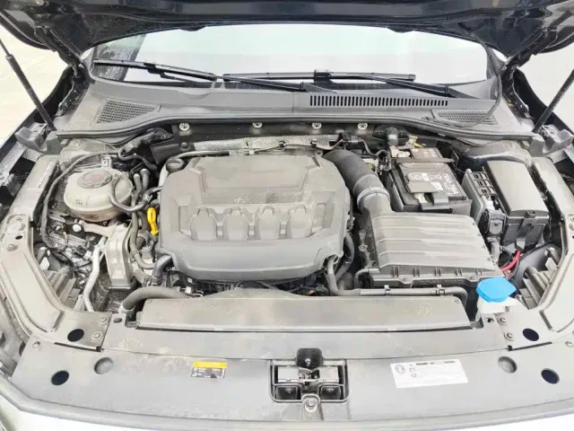 Volkswagen Passat — Фото автомобиля 3