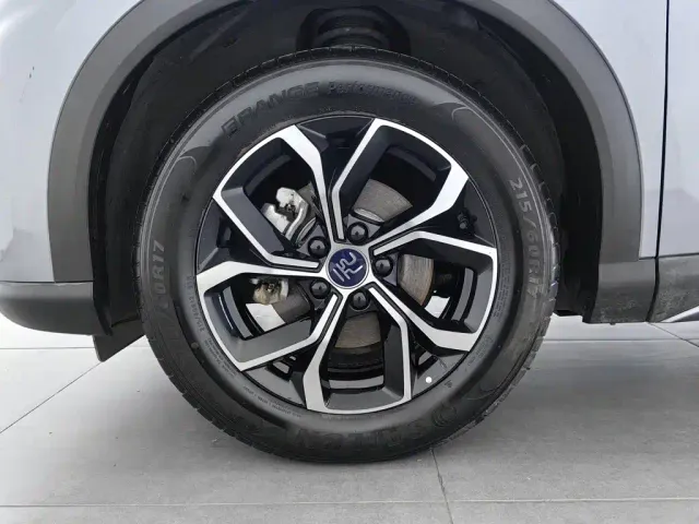 BYD Yuan PLUS — Фото автомобиля 17