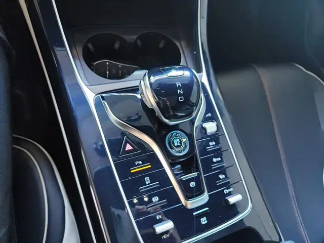 BYD Qin PLUS — Фото автомобиля 13