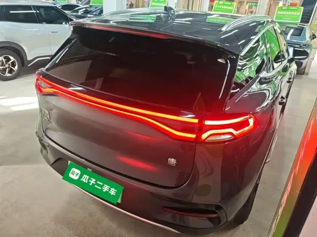 BYD Tang — Фото автомобиля 6