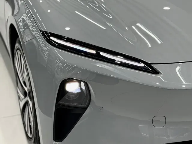 Nio ET5 — Фото автомобиля 17
