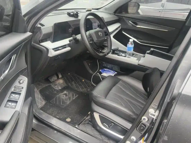 Changan CS75 Plus — Фото автомобиля 9