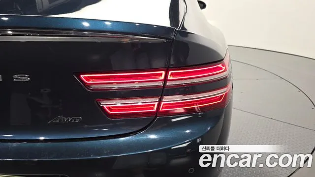 Genesis G80 RG3 — Фото автомобиля 8