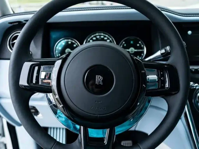 Rolls-Royce Cullinan — Фото автомобиля 10
