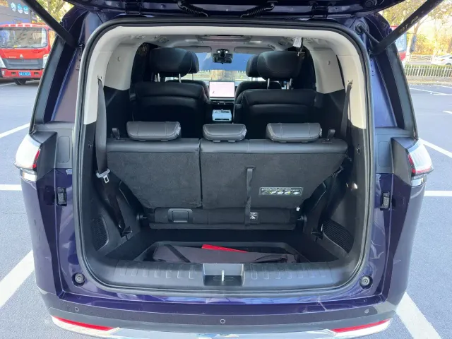 GAC Trumpchi E8 — Фото автомобиля 14