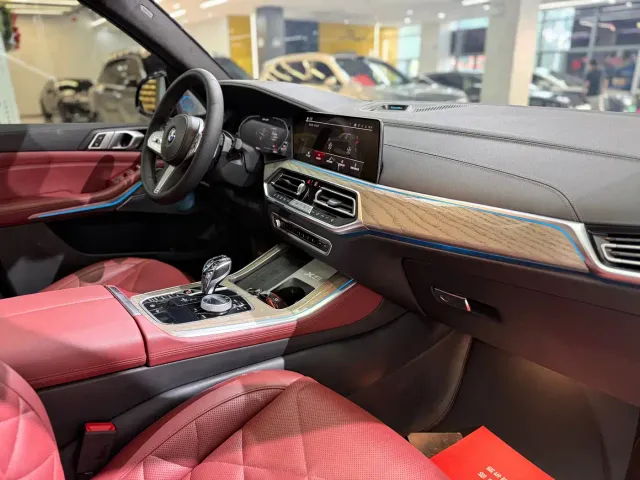 BMW X5 — Фото автомобиля 11