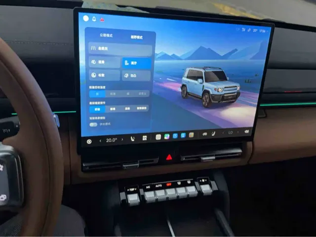 iCAR V27 — Фото автомобиля 6