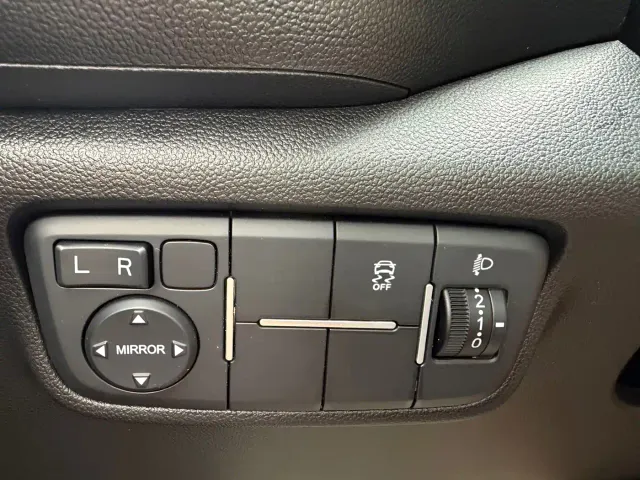 Changan Eado — Фото автомобиля 9