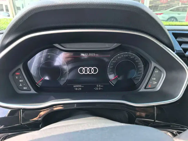 Audi Q3 — Фото автомобиля 4