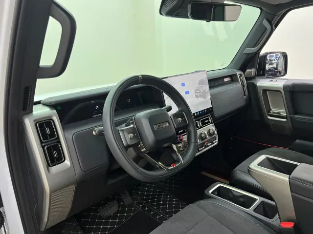 iCAR V23 — Фото автомобиля 13