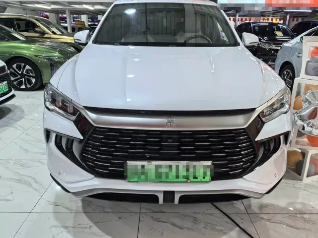 BYD Song Pro — Фото автомобиля 2