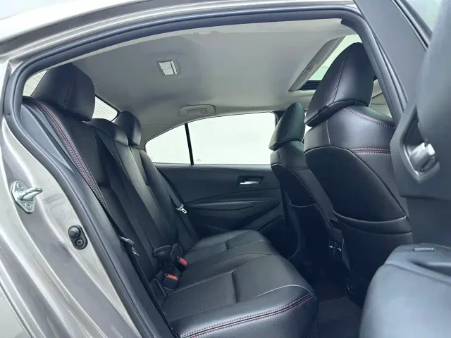Toyota Corolla — Фото автомобиля 10