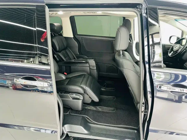 Honda Odyssey — Фото автомобиля 11