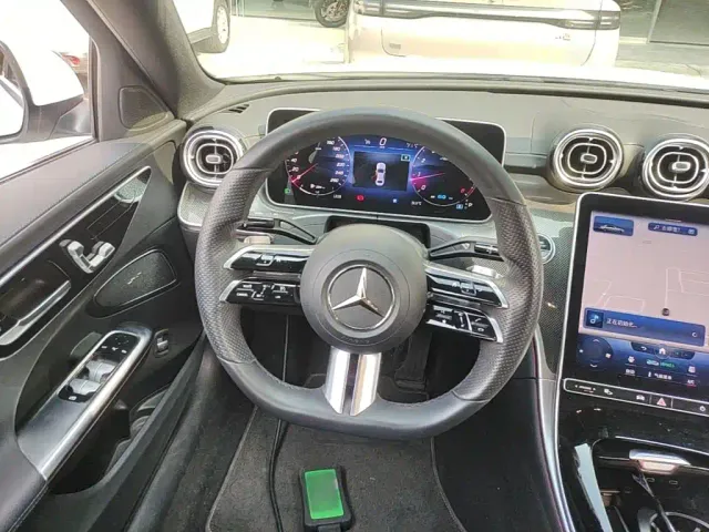 Mercedes-Benz C-Class — Фото автомобиля 10