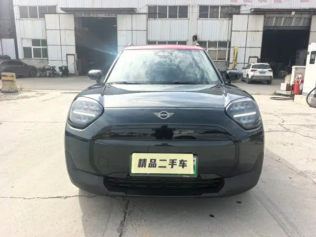 MINI Electric MINI ACEMAN — Фото автомобиля 2