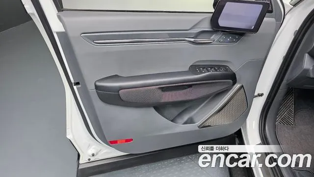 Kia EV9 Long Range 4WD — Фото автомобиля 7
