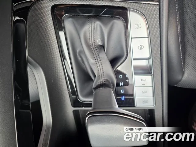 Hyundai AVANTE Avante (CN7) — Фото автомобиля 16